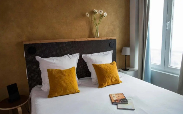 Hotel La Nouvelle République