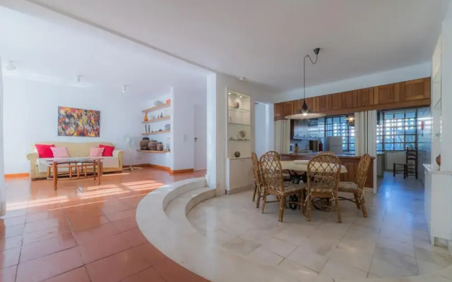 Villa Mexico in Quarteira