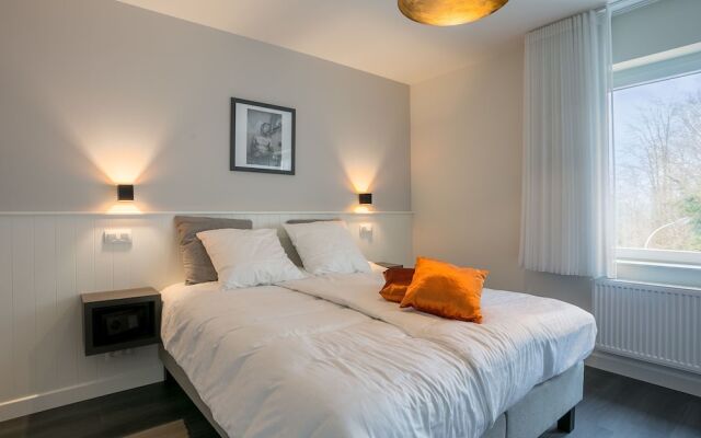 Upscale Mansion In Kluisbergen With Sauna And Terrace