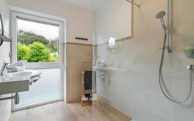 Spacious Apartment in Katschberg