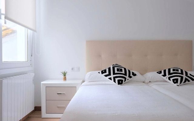 Elegant Apartment in Ourense in the City Center