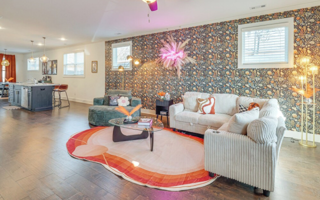Retro Disco Haven Near Downtown Nash!