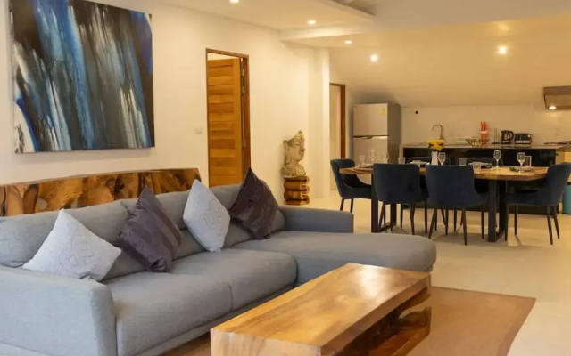 Tropical 3BR Escape Pool Style V90