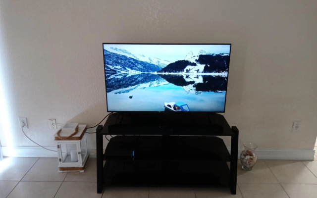 Spacious Condo close to Siesta