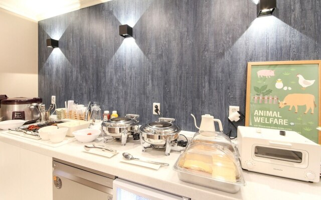 Continew Hotel