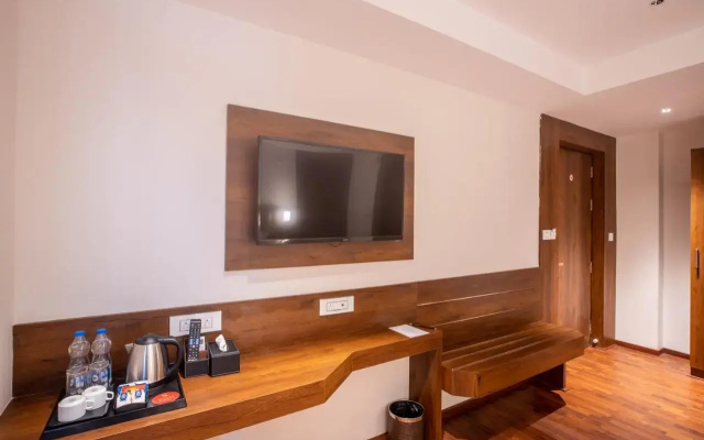 Golden Fortune Hotel