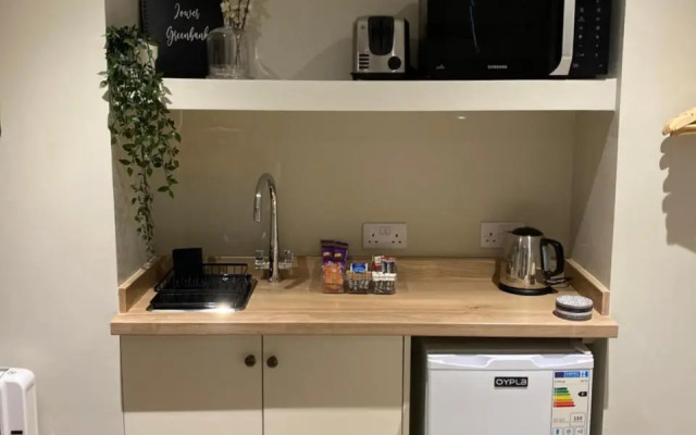 Lower Greenbank Guest Suite