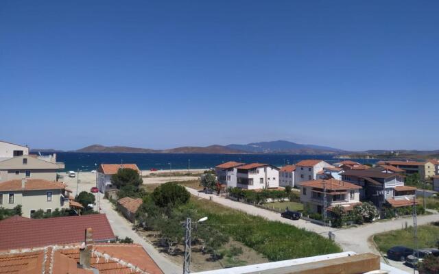 Lavinia Otel Avsa