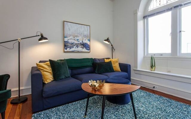 Rittenhouse GEM - Elevator, Gym, Location