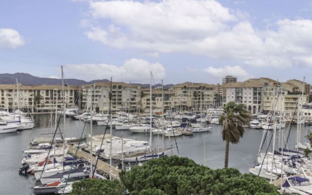 Villa LOpen Fréjus 38511