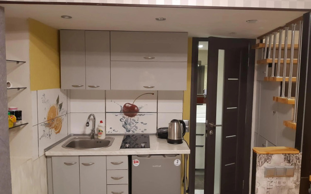 Квартира студія подобово 3