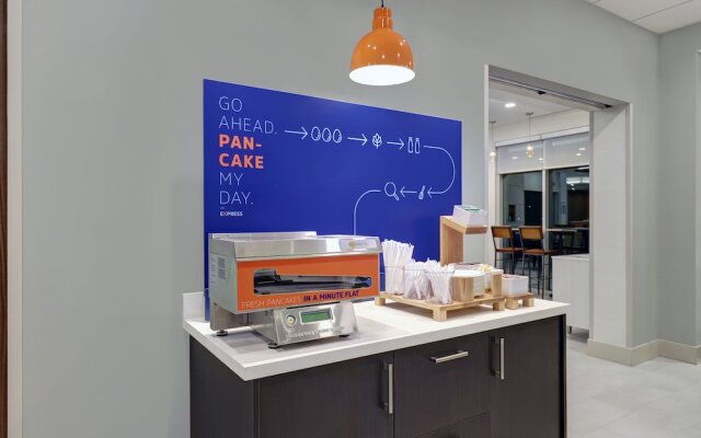 Holiday Inn Express & Suites Collingwood