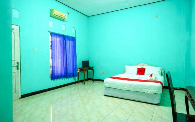 Penginapan Cemara Indah by RedDoorz