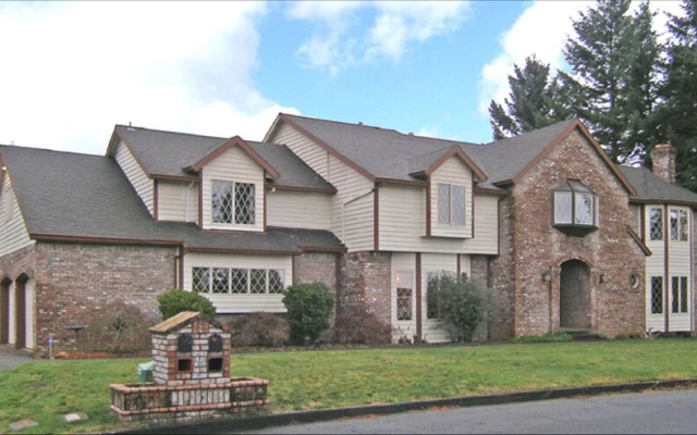 Mount Scott Manor