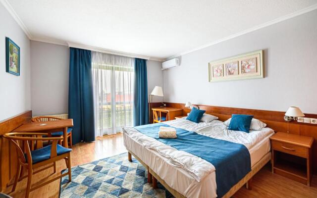 Holiday Club Apartman Hotel