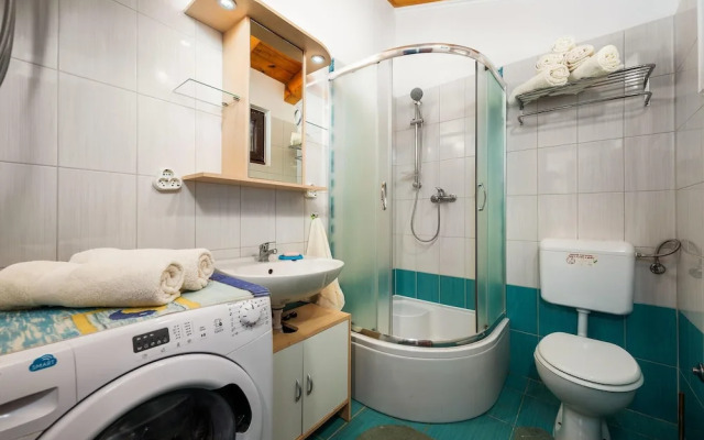 Nice Home in Pula With 2 Bedrooms and Wifi