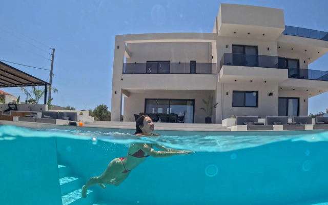 LeEva Oasis Villa