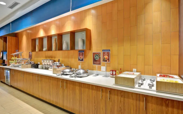 SpringHill Suites Cincinnati Airport South