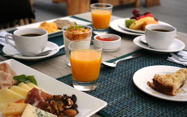 Anastasio Hotel & Beach Club