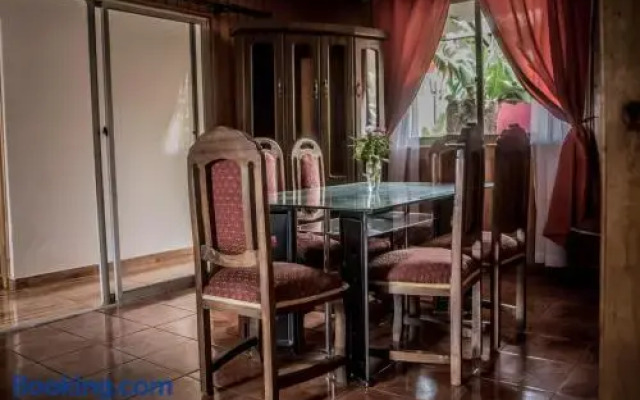 Hostal y Cabañas Mangai
