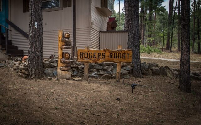 Rogers Roost - Three Bedroom Cabin
