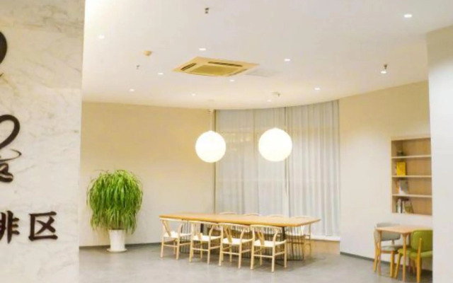 Junyiting Select Hotel