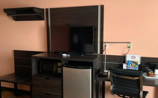 Regency Inn & Suites