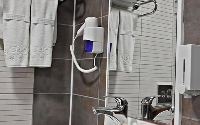 Selcuk Hotel Sems-i Tebrizi