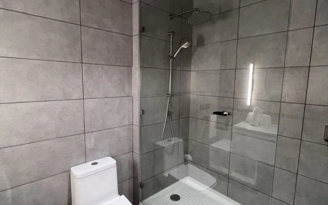 Zip Housing Los Trapenses