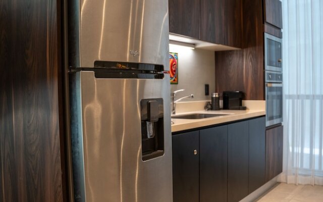 Downtown Luxury Apartment I  Cocobeach