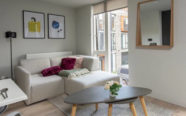 Modern 1BD Flat w/ Roof Top Access in Castlefield