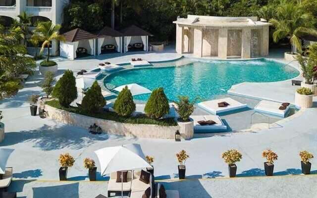 Royal Suites of Lifestyle Holiday Resort