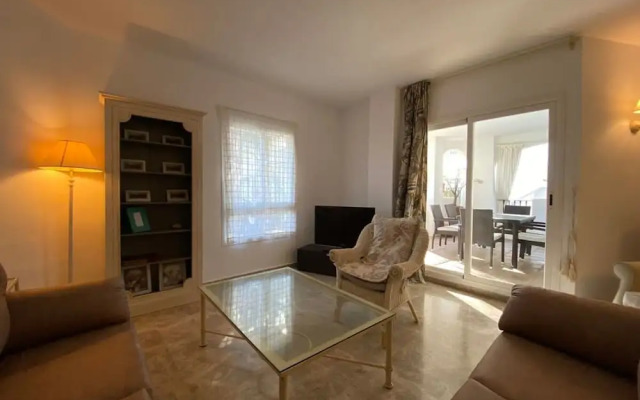 2 Bedroom With Pool View F-7