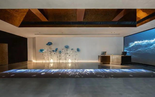 Shenzhen Bay Hua Hotel