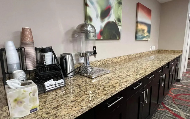 Chateau Inn & Suites Bonnyville