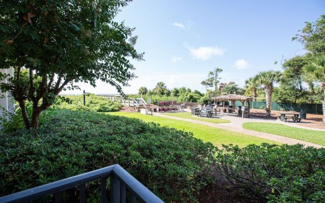 Seawatch at Island Club