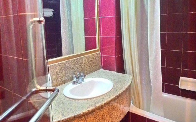 Siam Thani Hotel