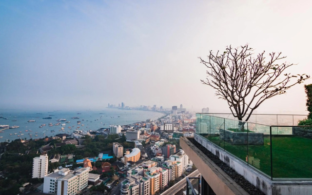 Unixx South Pattaya by GrandisVillas