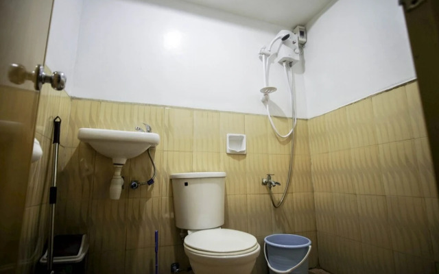 SR Hostel - Adults Only