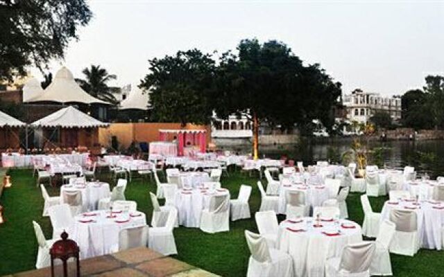 Raasleela Luxury Camp
