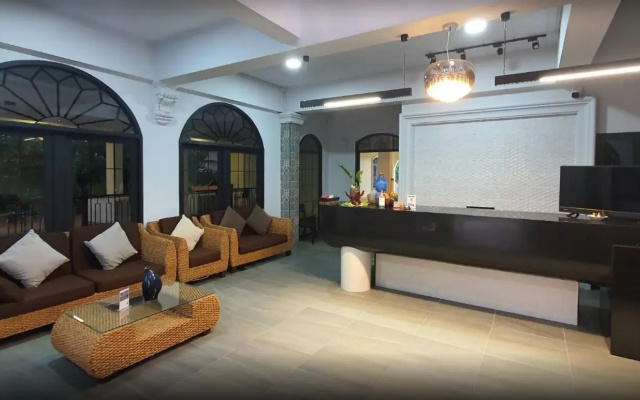 Daddy Dream Hotel and Residence