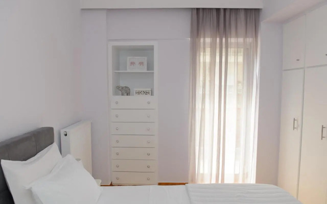 Grey Suite Filoxenia