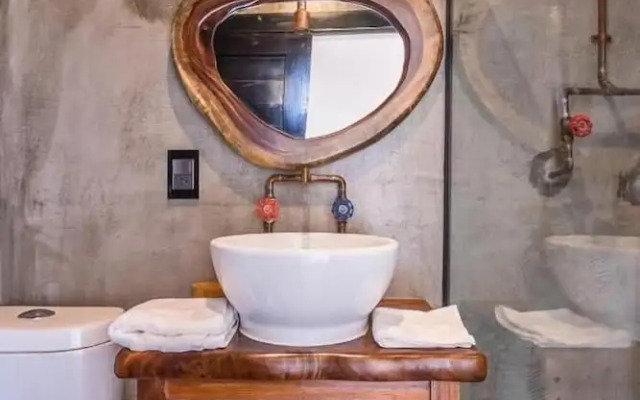 Cabane Container Hotel - Adults Only