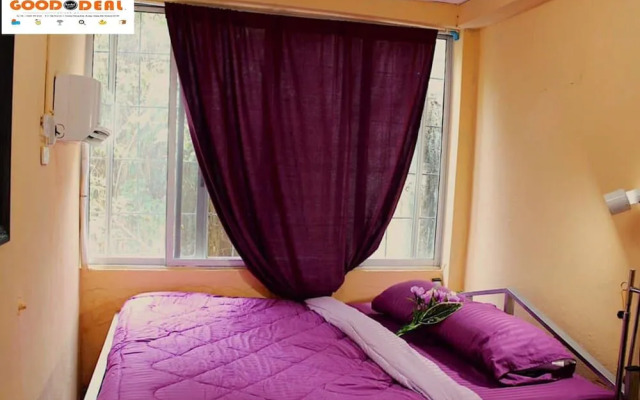 Good Deal Hostel