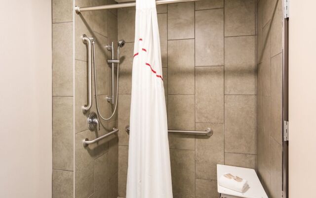 Red Roof Inn Chester