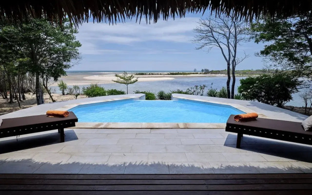 Antsanitia Resort