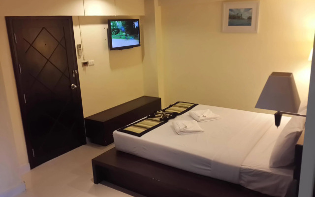 Krabi City Seaview Hotel