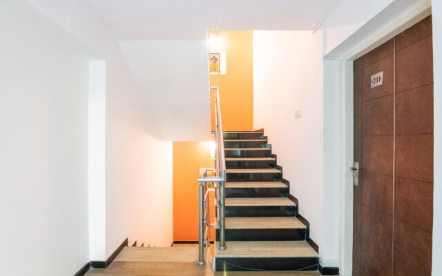 OYO 554 Hotel Red Carpet Residence