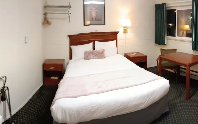 Travel Inn La Junta