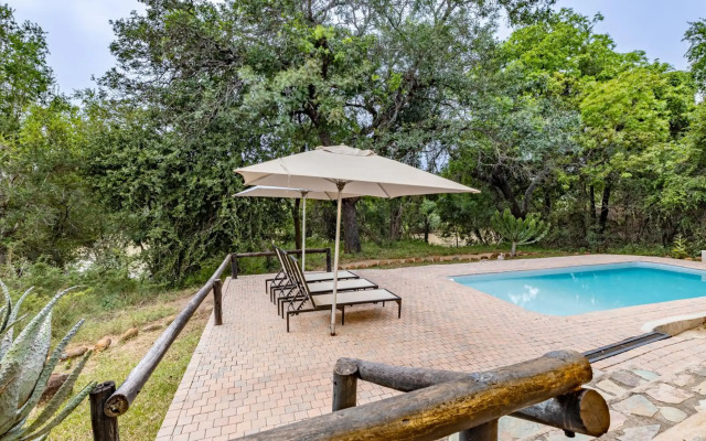 Phelwana Game Lodge